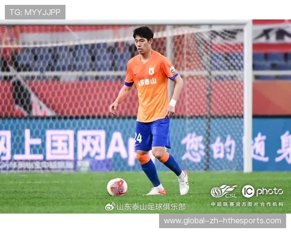 球员退役仪式温情举行 俱乐部举办多项纪念活动,足球球员退役仪式